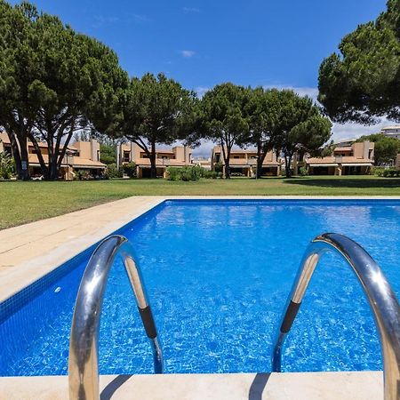 Casa De Ferias Com Piscina - Condominio Vilamouratenis Exteriér fotografie